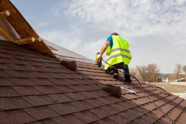 Roof Repair in Utah Choosing the Right Contractors for Long-Lasting Protection